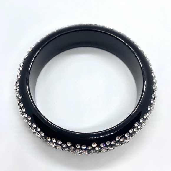 Acrylic Bangle Bracelet Embellished With European Crystal Stones - Picture 8 of 10